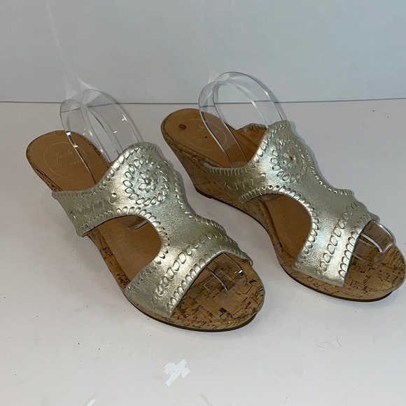 🌸JACK ROGERS PLATINUM LEATHER WEDGE SANDALS WITH CORK HEEL SIZE 9M. - Picture 4 of 9